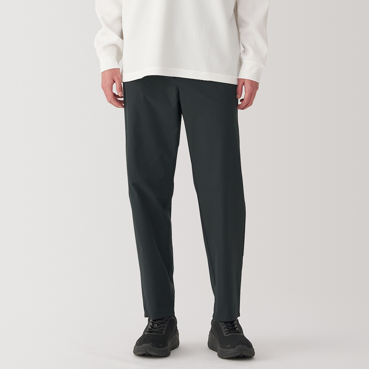 Men's Water‐Repellent Stretch Trousers | MUJI