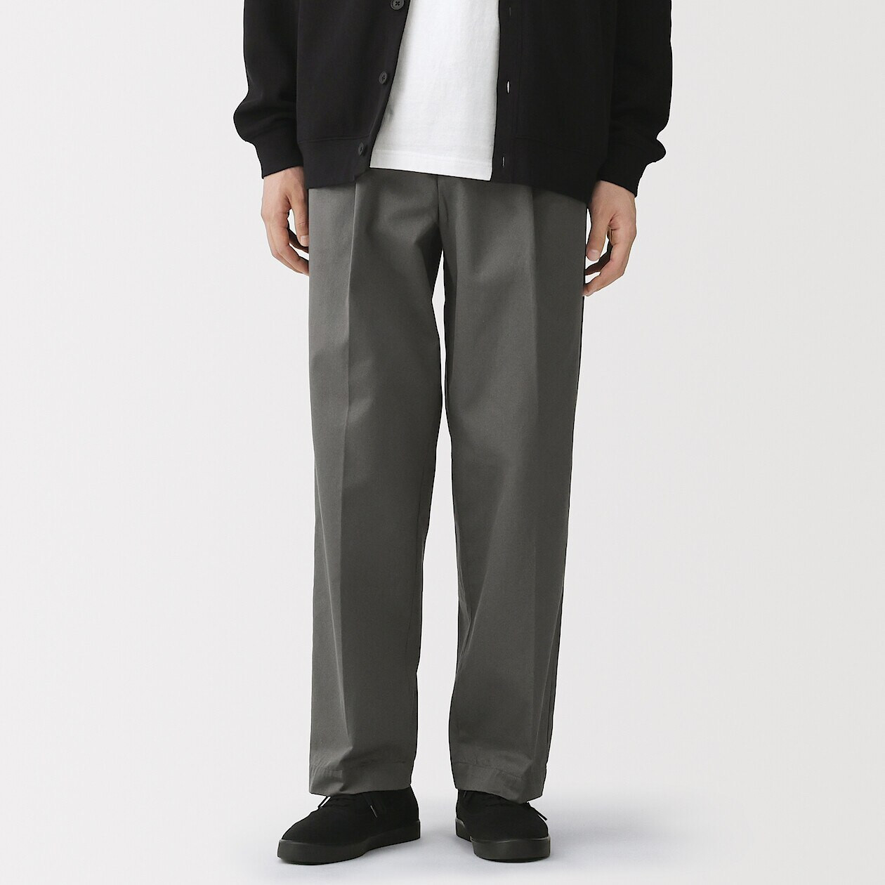 Men's Pleat Front Wide Leg Chinos | MUJI
