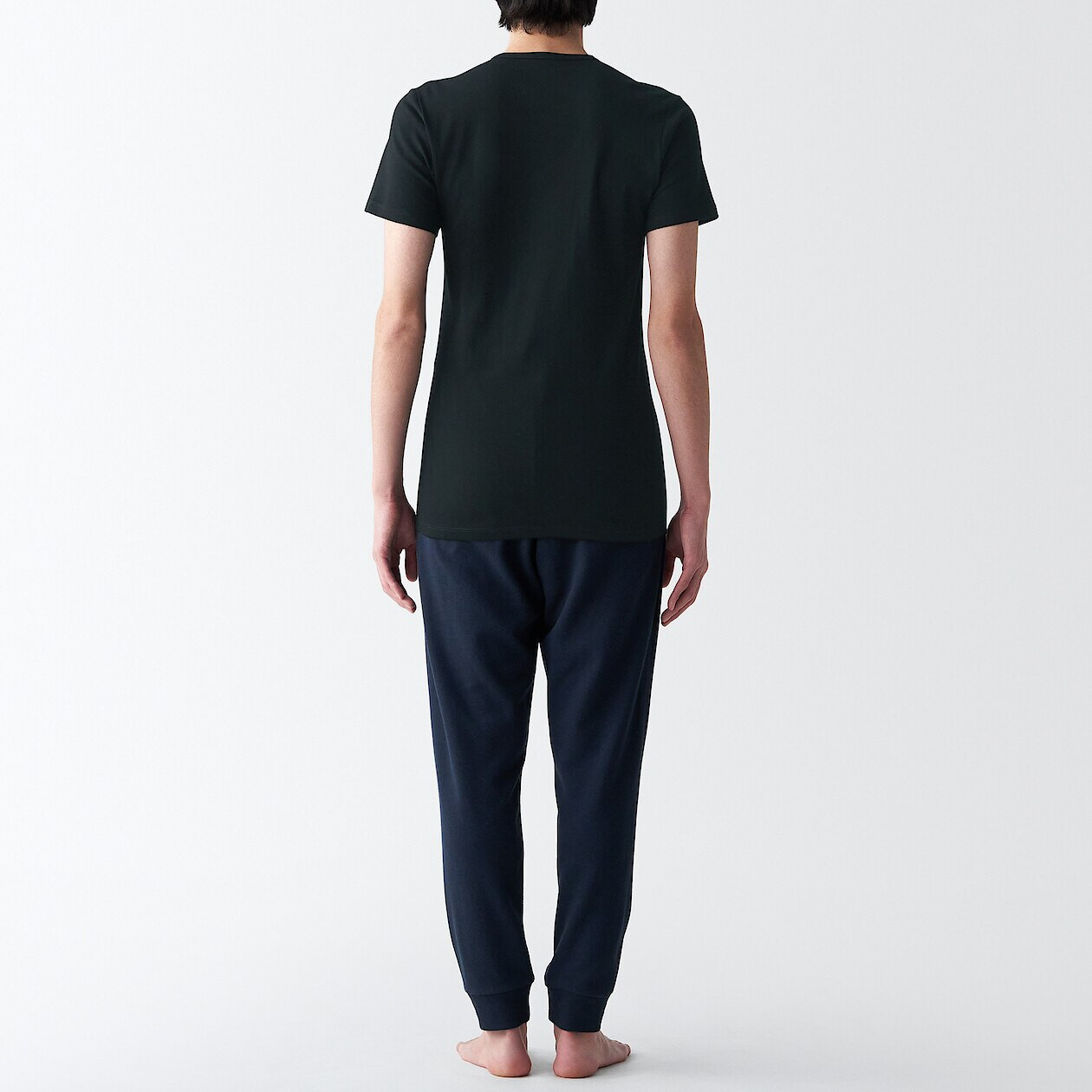 Men's Side Seamless Ribbed V neck T‐Shirt | MUJI