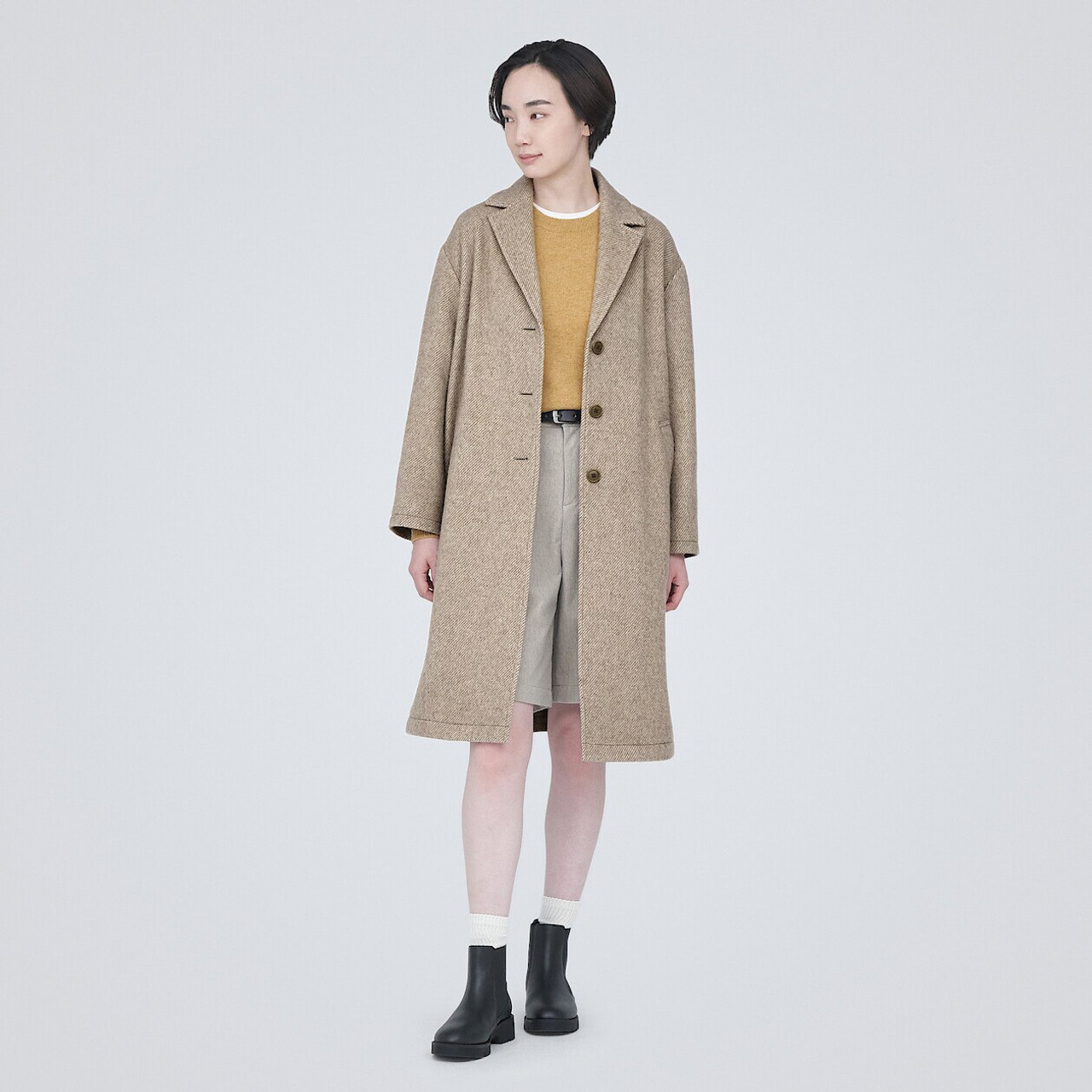 Muji overcoat shop