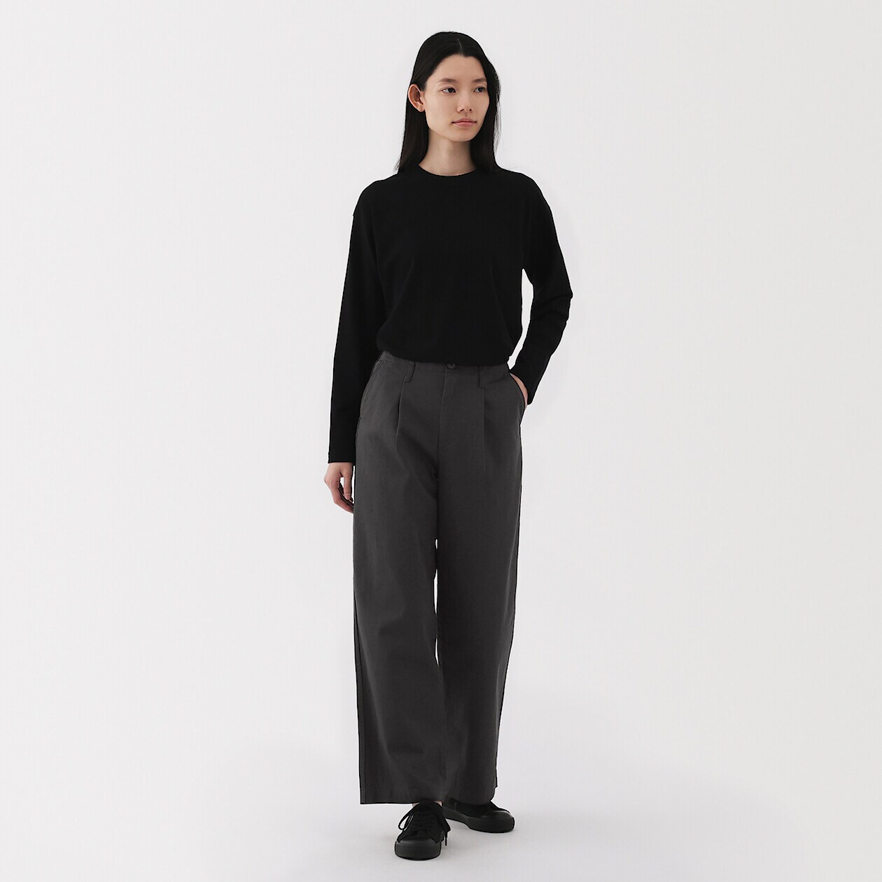 【ヒロミ】plage CHINO TROUSERS Women's Slub Yarn Chino Pleated Wide Leg Trousers ‐ Long Leg | MUJI