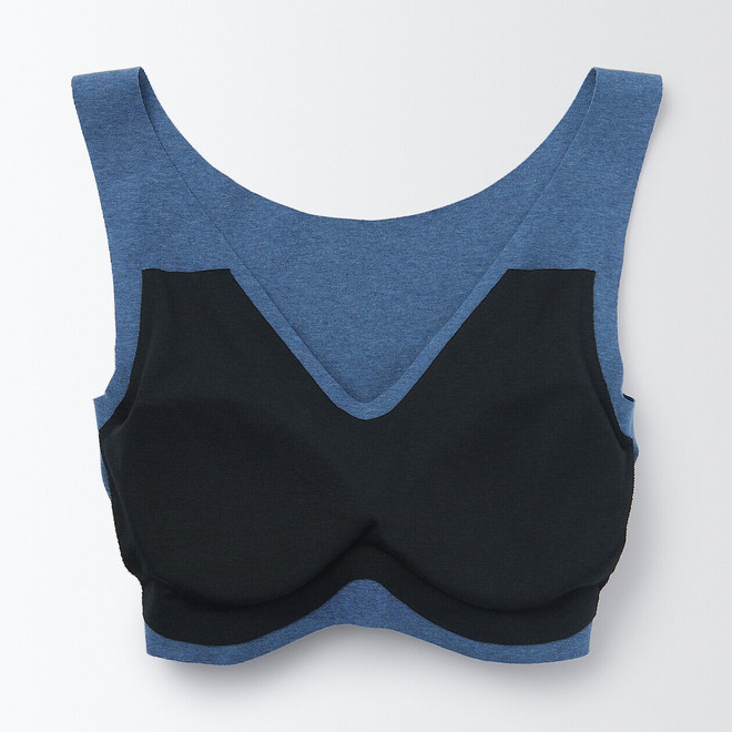 Women's Complete Seamless Padded Crop Top Bra.