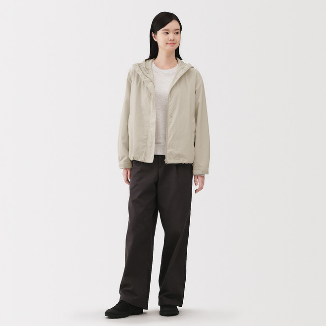 Women's Water‐Repellent Packable Hooded Jacket