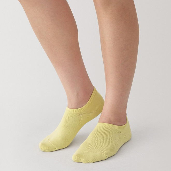 Light Yellow