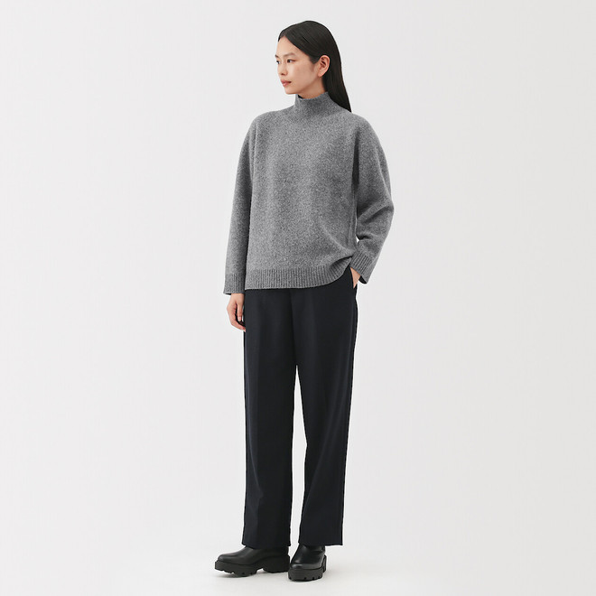Women's Yak and Wool Turtleneck Jumper