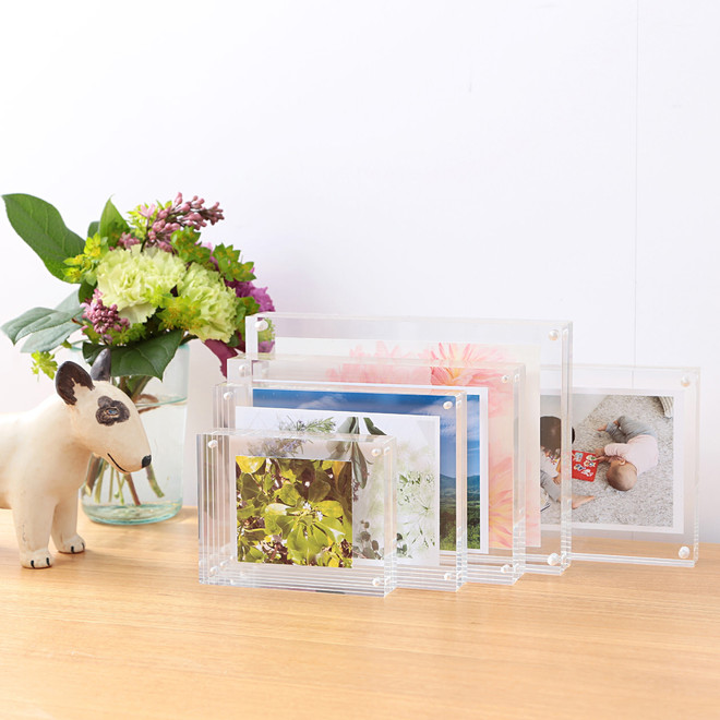 Acrylic Magnetic Photo Frame L