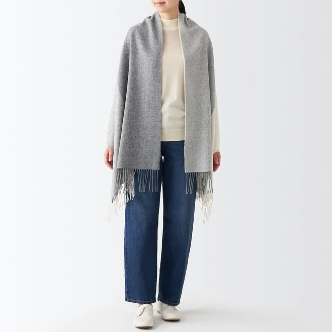 Grey Pattern