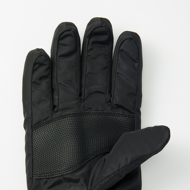 Water repellent heat‐generating padded gloves