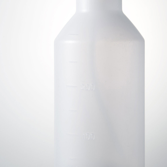 Polyethylene Bottle w/ Curved Nozzle