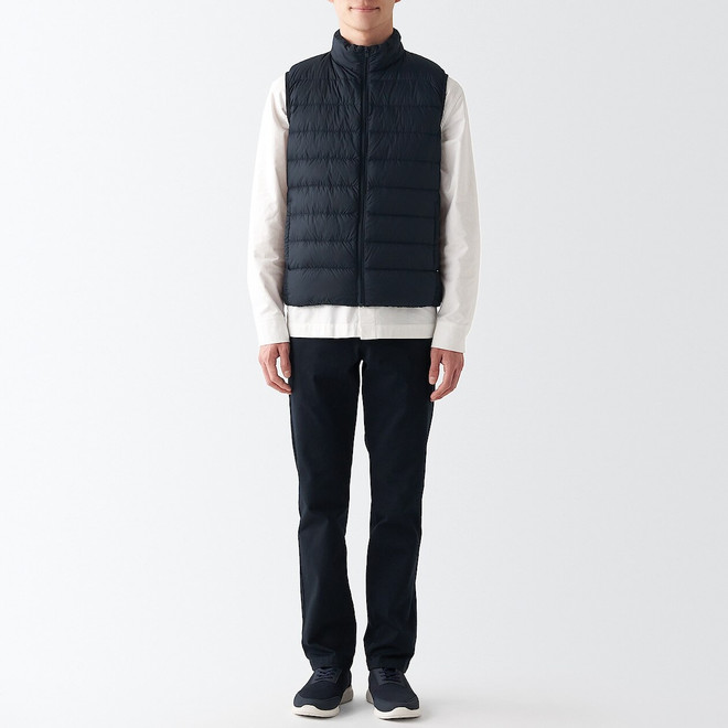 Men's Recycled Nylon Lightweight Pocketable Down Gilet.