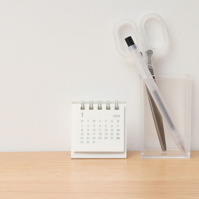 2024 Bagasse Paper Mini Desk Calendar‐ Monday start
