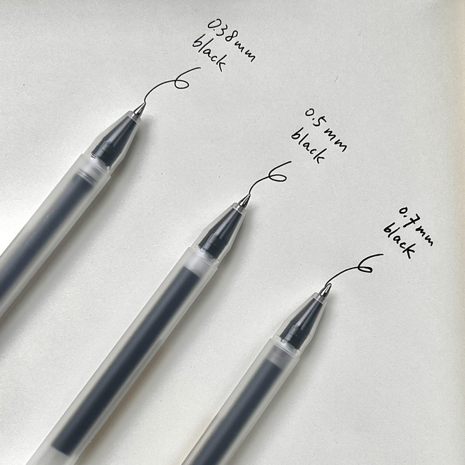 Refill Gel Ink Ballpoint Pen 0.5mm..
