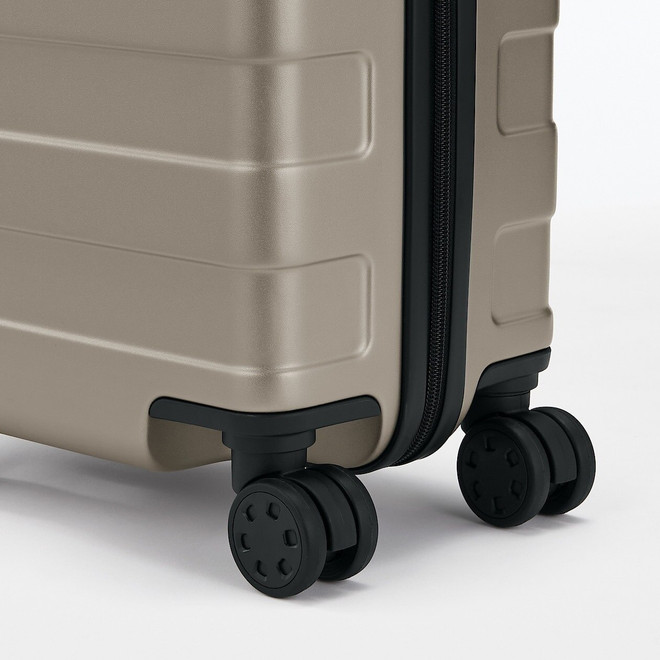 Hard Trolley Suitcase 20L