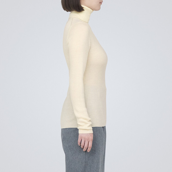 Women's Non‐Itchy Ribbed Turtle Neck Jumper..