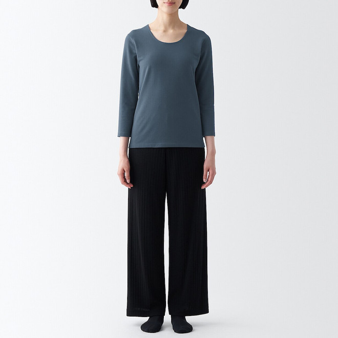 Women's Thick Cotton Crew Neck Long Sleeve T‐shirt 18338.