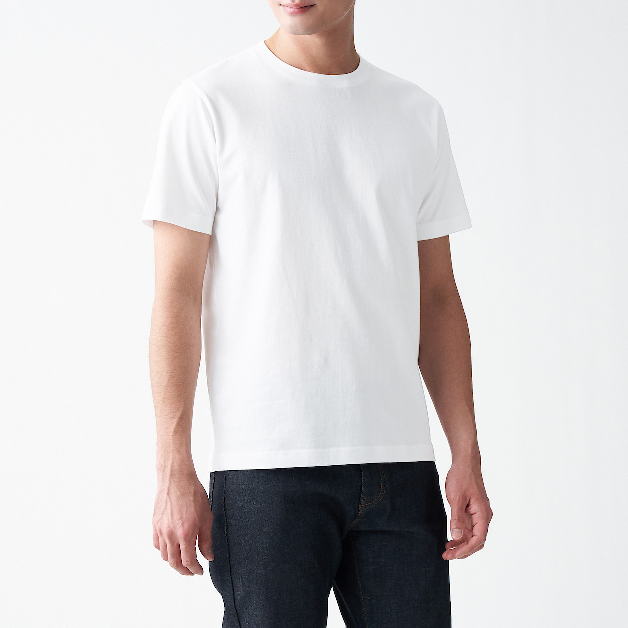 muji white t shirt