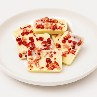 MUJI | White Chocolates with Strawberry Filling One Size