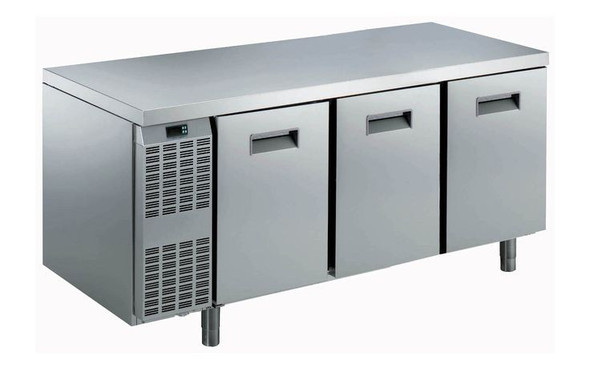 Electrolux RCSF3M3 Undercounter Freezer.