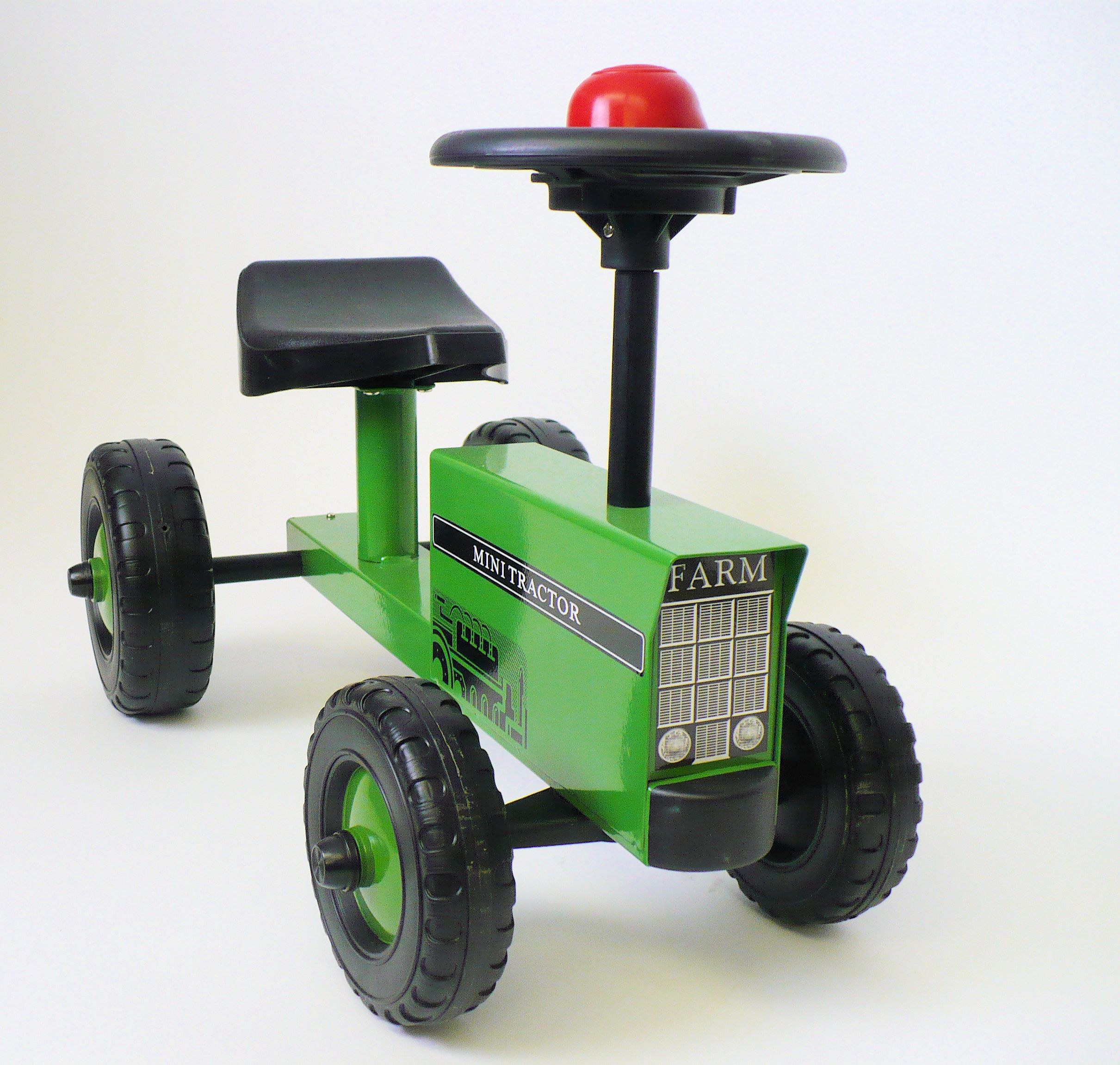 tractor.jpg tractor.jpg