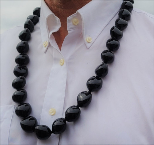 Black Kukui Nut Lei