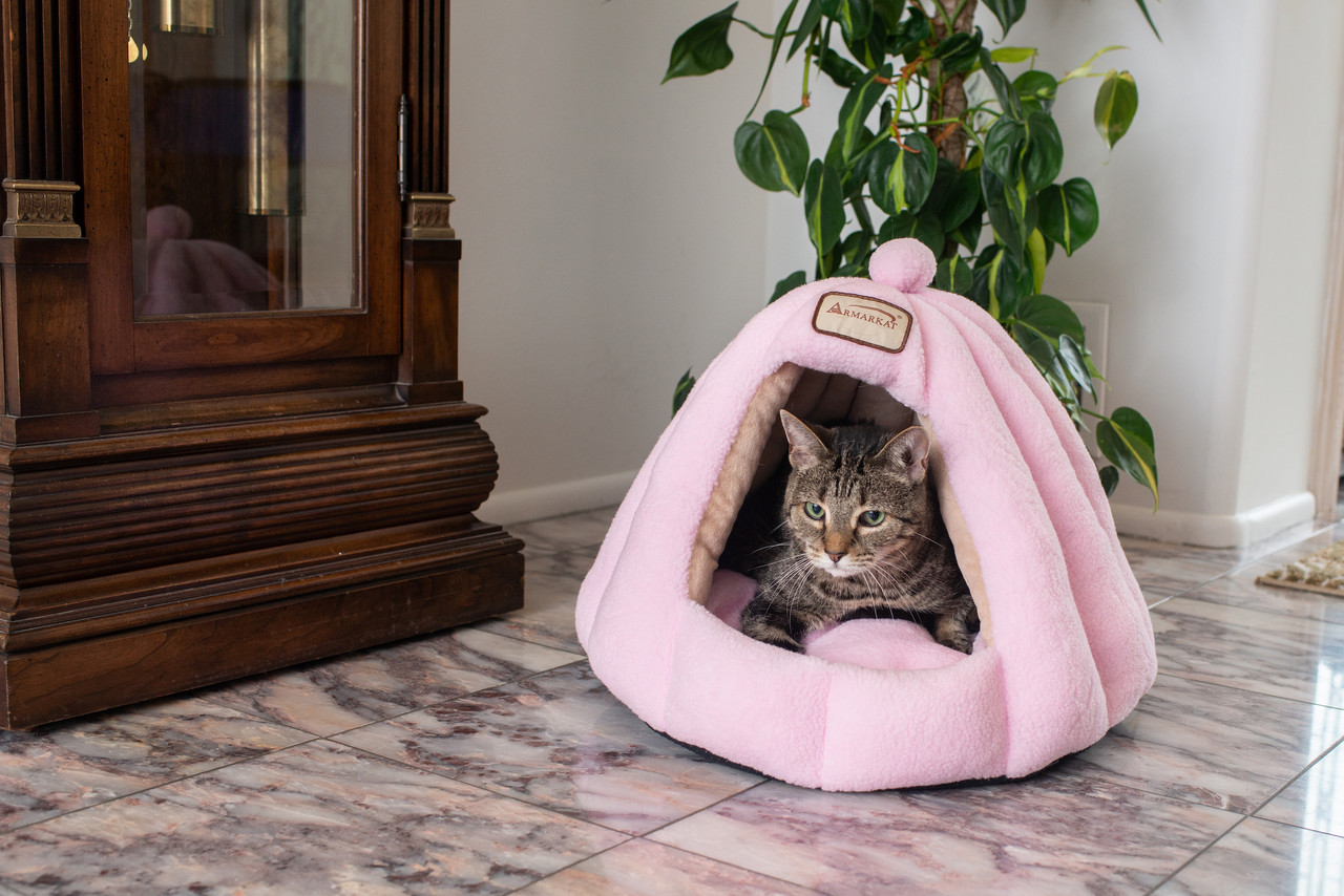 Armarkat Cat Bed Model C95GFS Soft Pink
