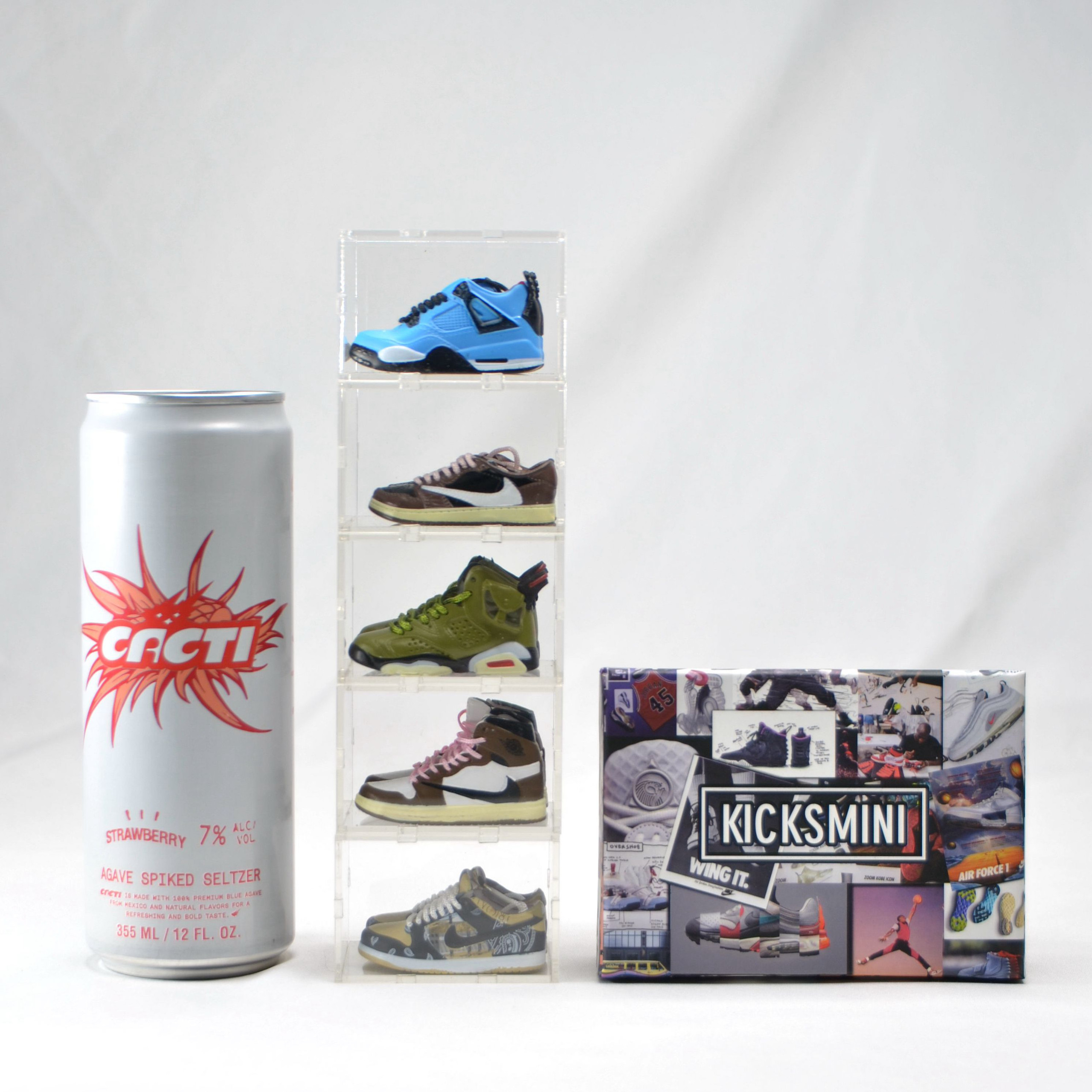 Sneaker Gifts | Mini Sneakers | United States | Kicksmini