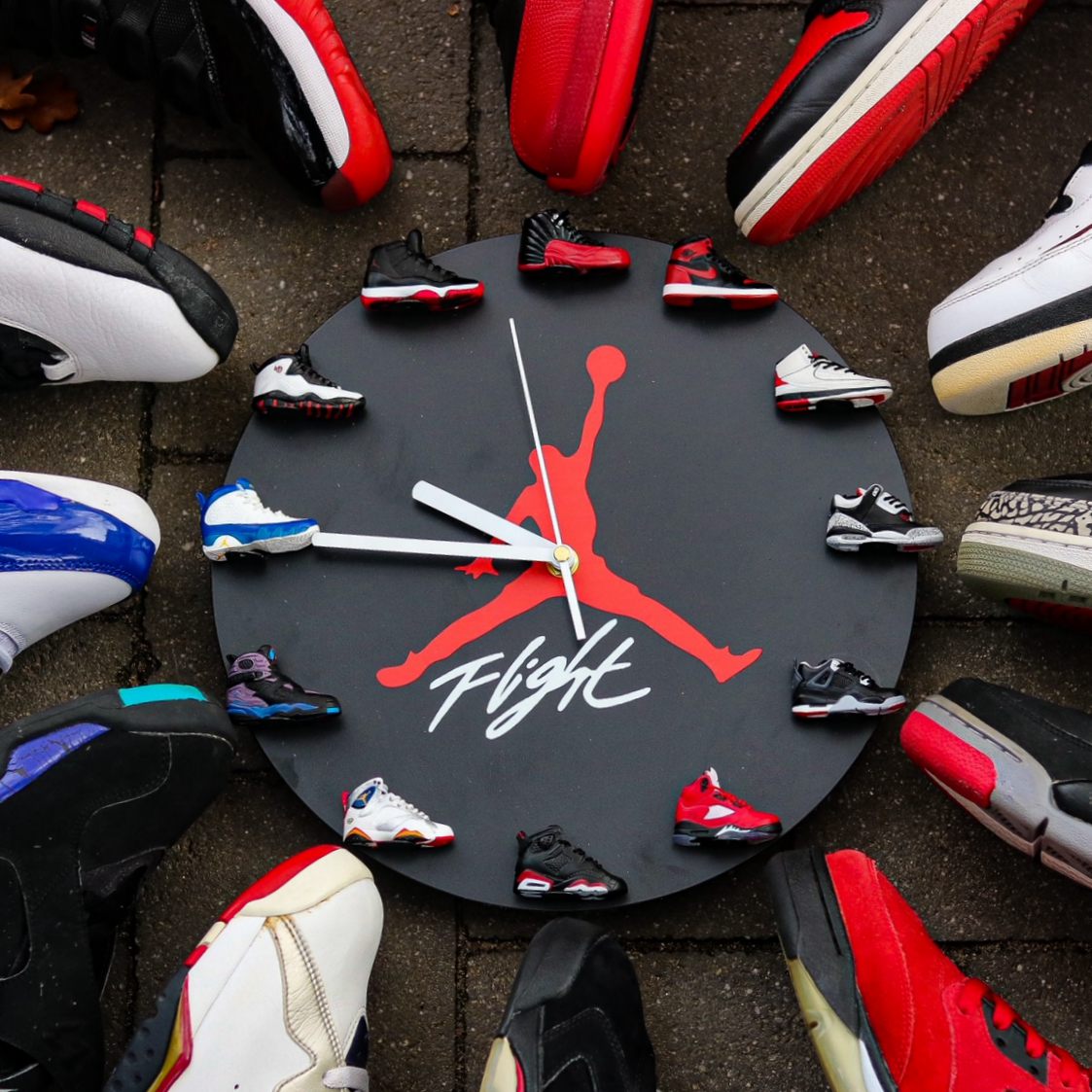 nike jordan clock