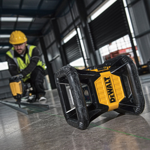 Dewalt DCE079D1G 18V Green Rotary Laser Kit with 1 x 2.0Ah Battery - MonkeyTools