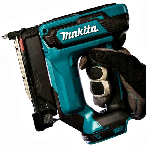 Makita DPT353Z 18V First Fix 23Ga Pin Nailer with 1 x 5.0Ah Battery & Charger - MonkeyTools