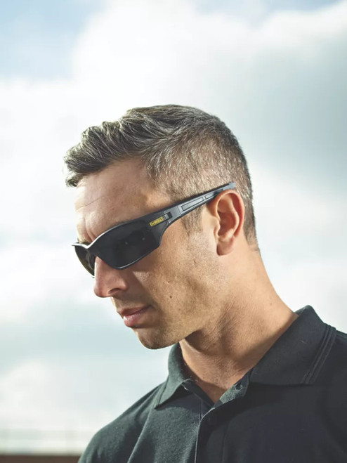 DeWalt Auger Smoke Lens Safety Specs - MonkeyTools