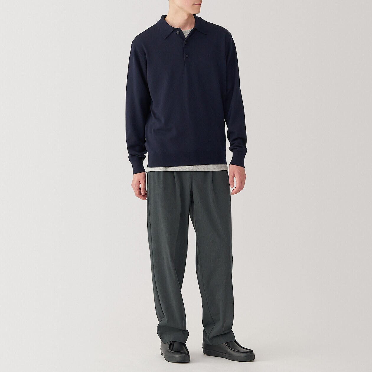 Pantalón ancho con pliegues y corte sencillo para hombre MUJI