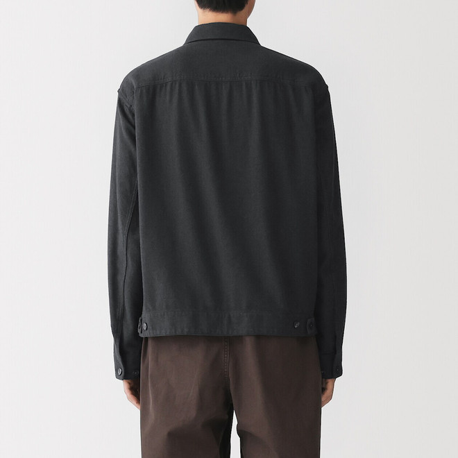 Gris Oscuro
