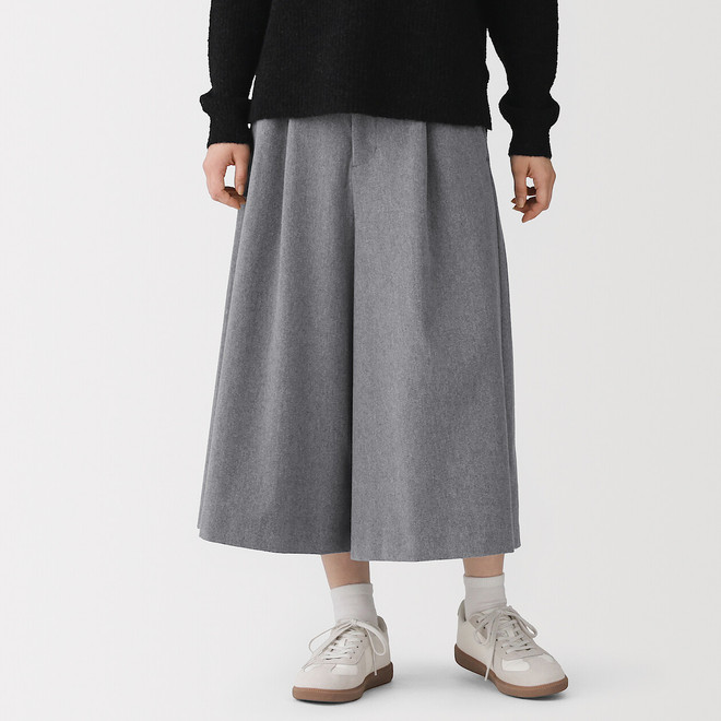 Gris