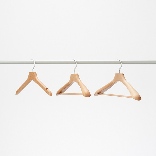 Percha de madera