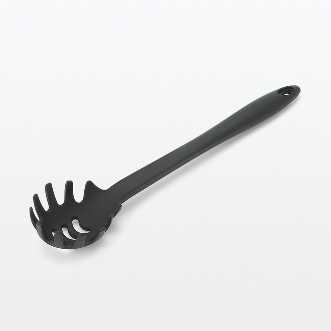 Cucharón para pasta de silicona