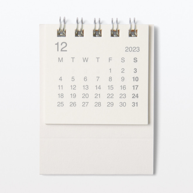 Mini calendario de escritorio de papel bagazo de 2024‐ Inicio en lunes