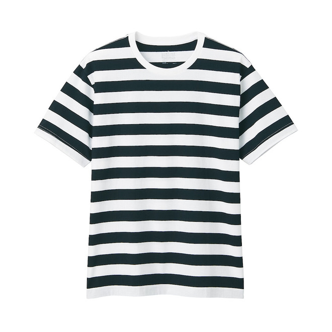 Camiseta de rayas anchas con cuello redondo