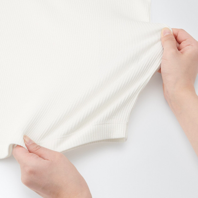 Camiseta de manga larga con cuello redondo de algodón  elástico