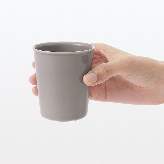 Taza de porcelana