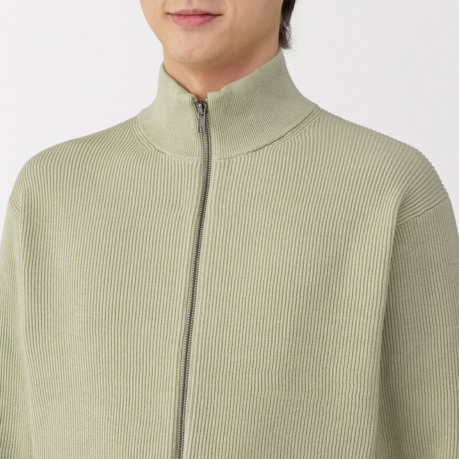 Verde pálido