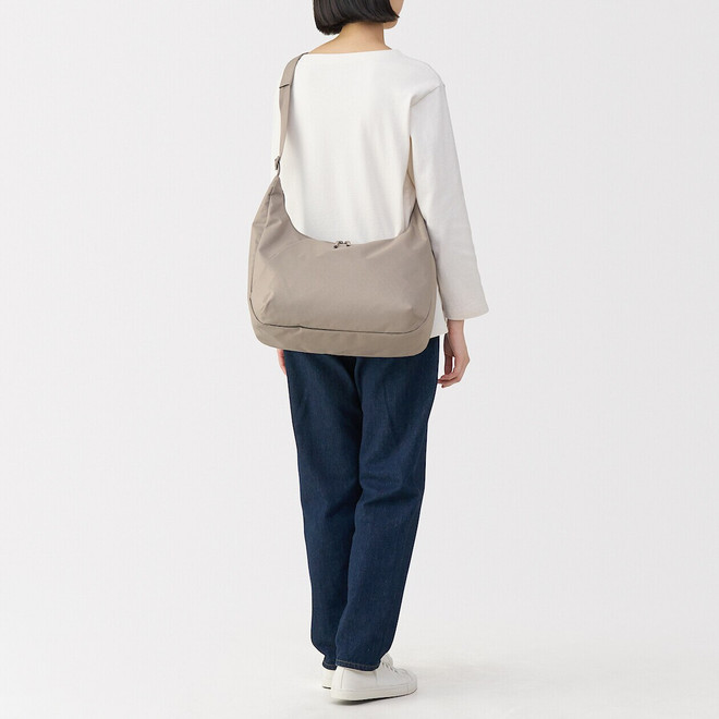 Beige Oscuro