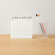 Calendario de sobremesa de papel bagazo de 2027 - 12 cm, a cuadros