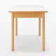 Mesa de madera de caucho con tapa de melamina rectangular pequeña