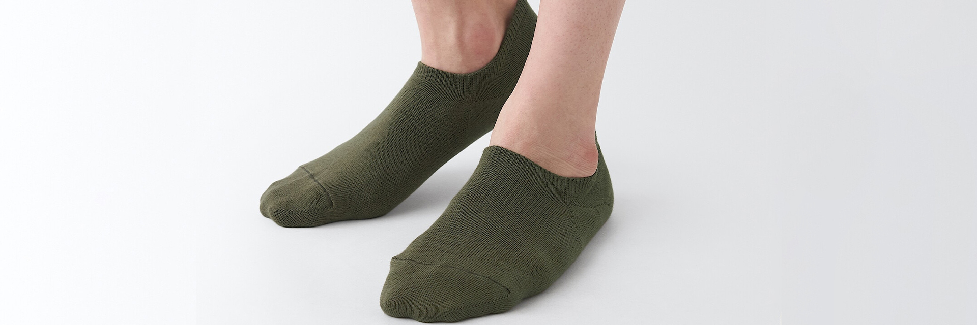 Right Angle Tabi Short Socks