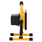 Punjivi LED reflektor s ručkom 30 W hladni bijeli 149668 Punjivi LED reflektor s ručkom 30 W hladni bijeli 149668