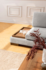 Ugaona sofa Tulipan ugao desni sa pufom - svijetlo siva