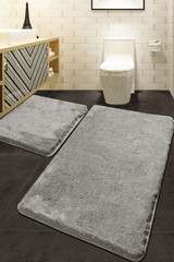 Set otirača (2 komada) Boje – Siva. Set otirača (2 komada) Boje – Siva.