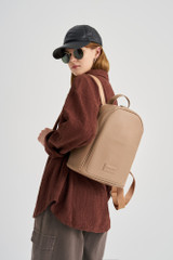 Ruksak 528 - Camel Ruksak 528 - Camel