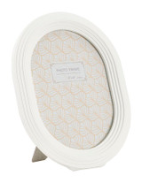 Okvir Za Fotografije Ovalni Cm 20x2x25 (Unutrašnja Veličina Fotografije Cm 15x20)