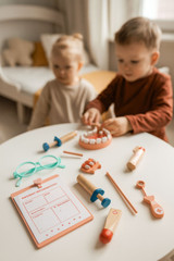 Drveni doktorski set sa medicinskom torbom 28 dijelova ECOTOYS